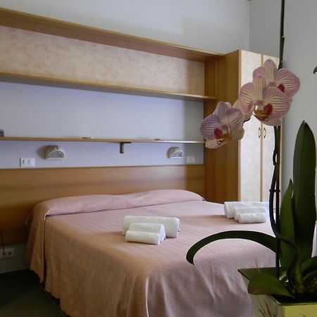 Hotel Parma Mare Marina di Massa Pokój zdjęcie