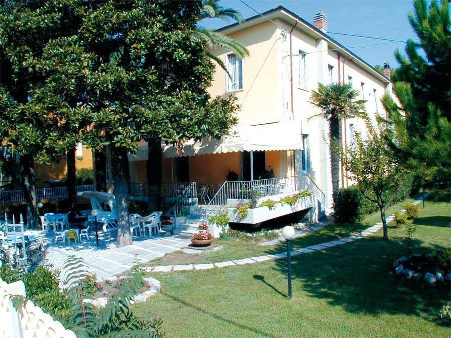 Hotel Parma Mare Marina di Massa Zewnętrze zdjęcie